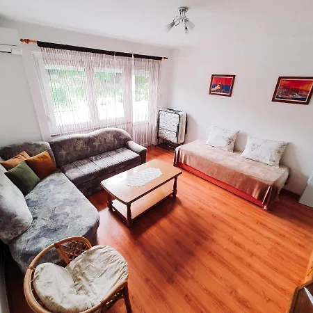 Kezele Apartamento *