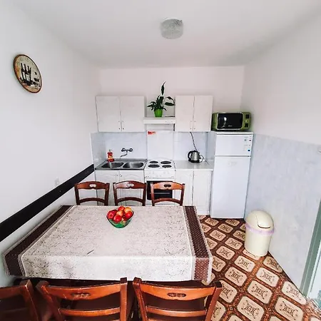 Apartment Kezele Jadranovo