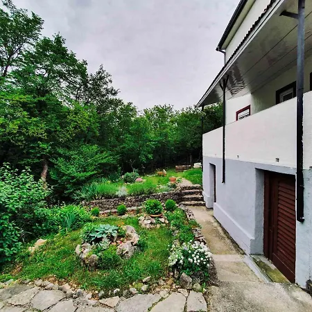 Kezele Apartment Jadranovo